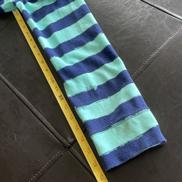 Lilly Pulitzer 3/4 zippered top. Size L. Color Aqua and Navy - Picture 10 of 12